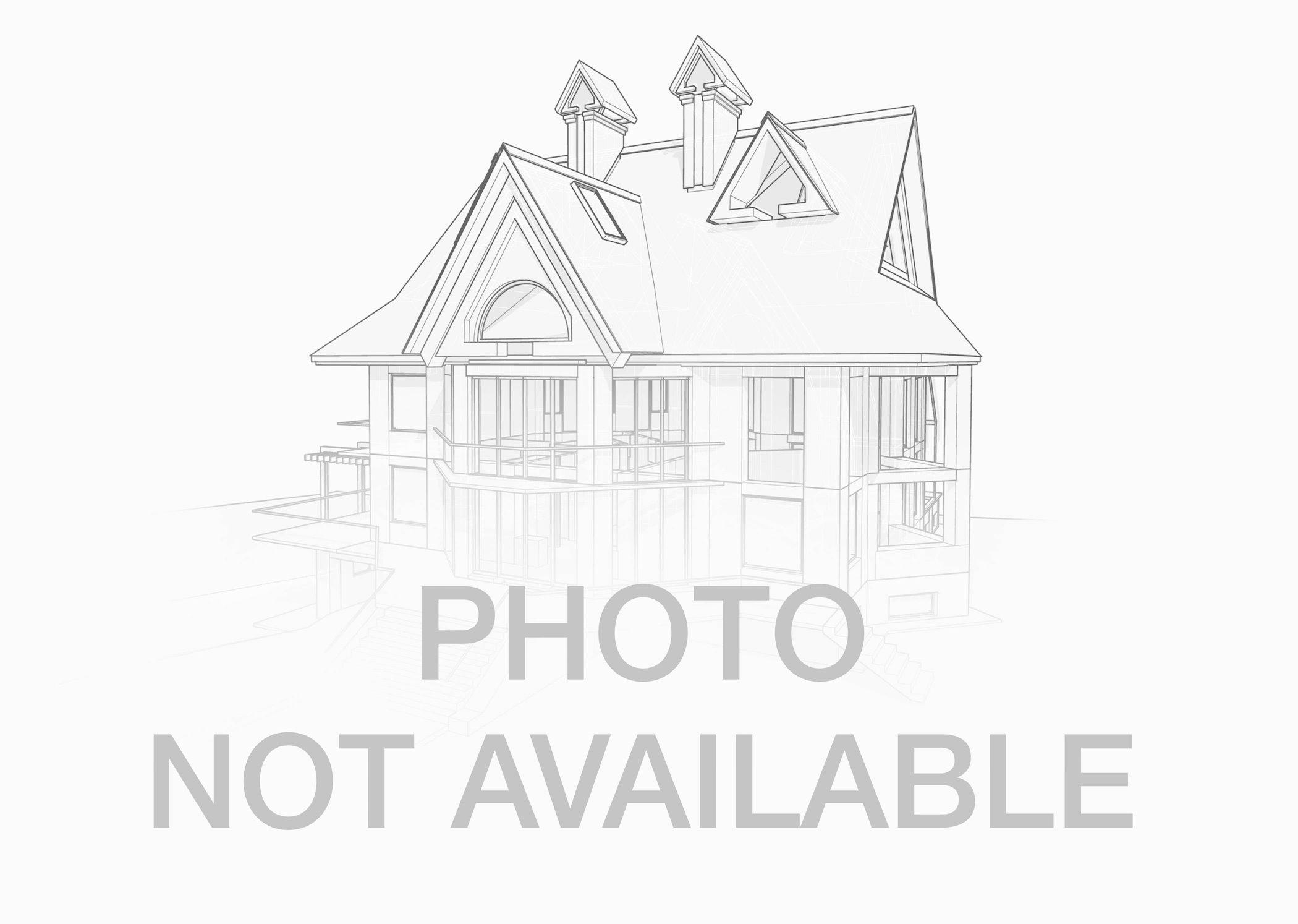13611 Hemlock Road 